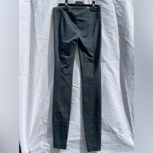 Under Armour Fitted All Season Gear Leggings - Picture 4 of 11